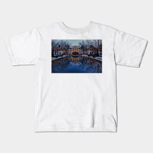 Christmas in Williamsburg, Virginia Kids T-Shirt